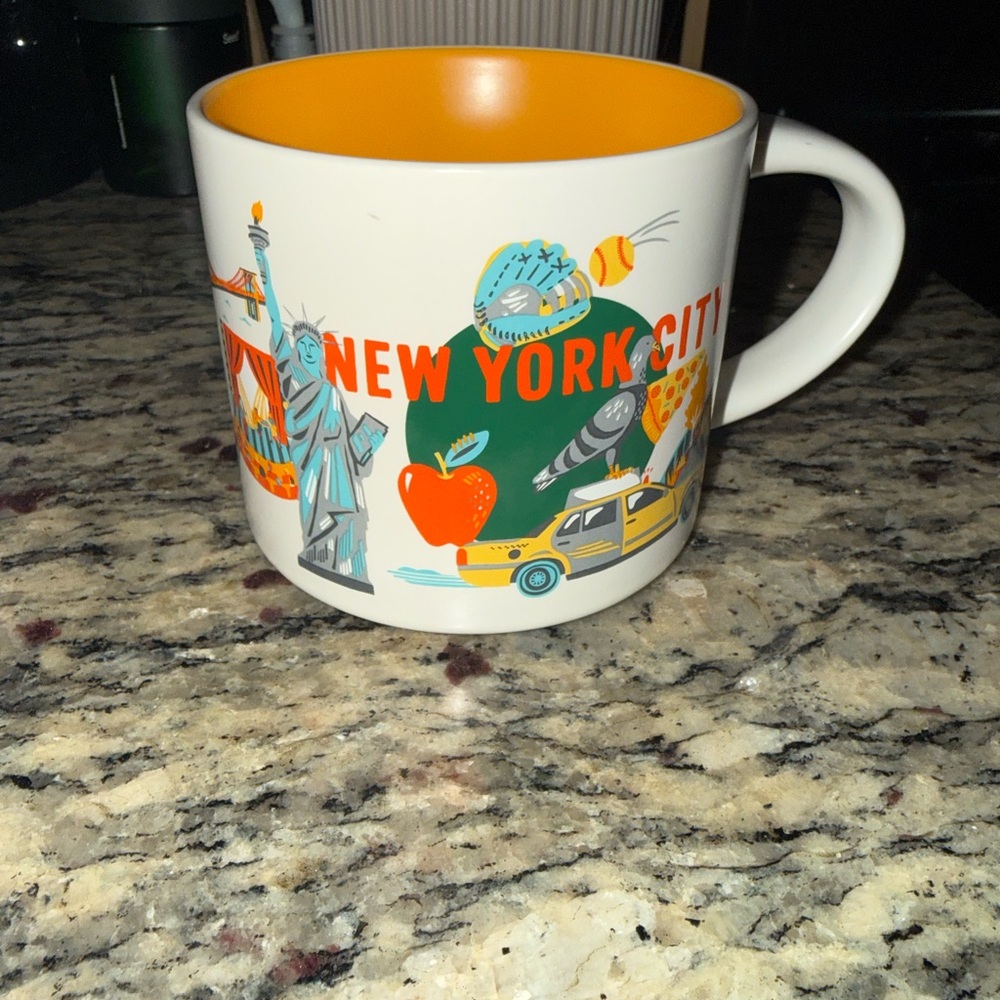 Been there series New York City Ceramic Mug - Orange Interior